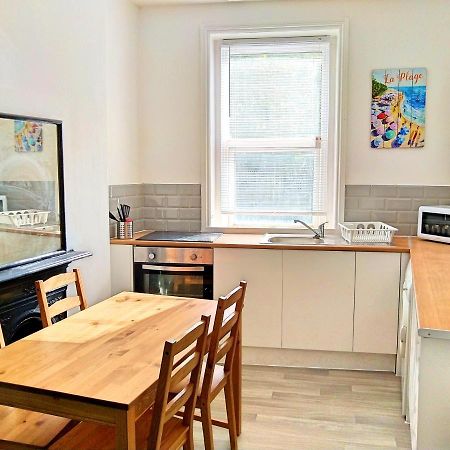 Entire Floor 2 Bedrooms On Westcliff Bournemouth Dış mekan fotoğraf