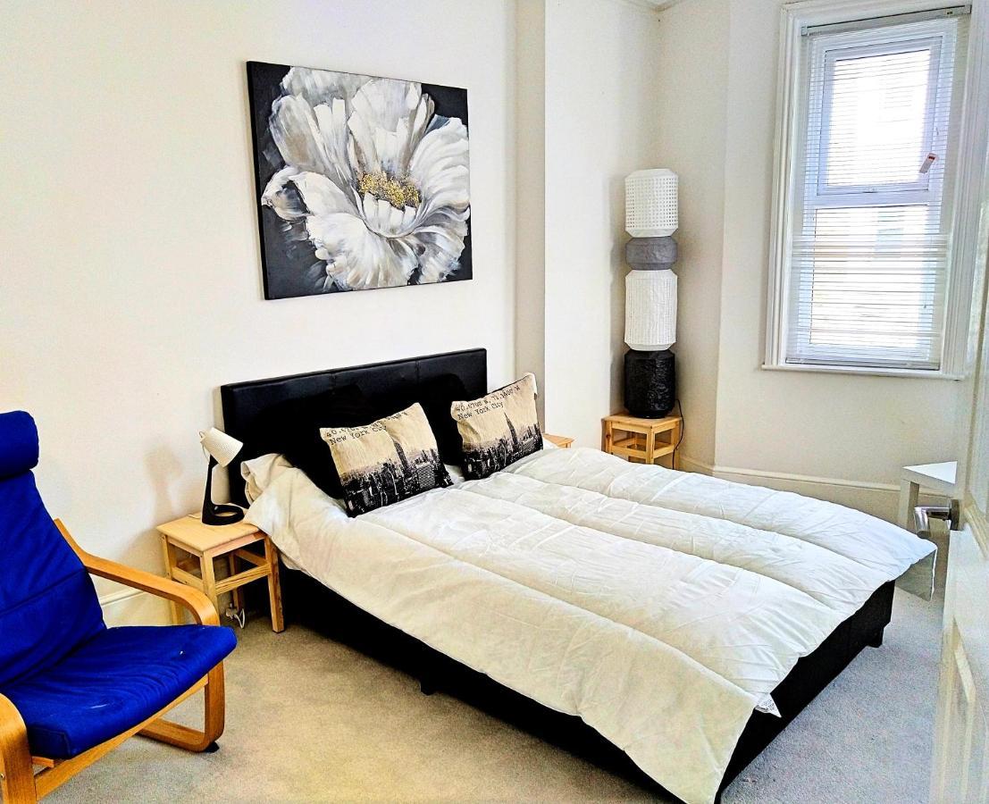 Entire Floor 2 Bedrooms On Westcliff Bournemouth Dış mekan fotoğraf