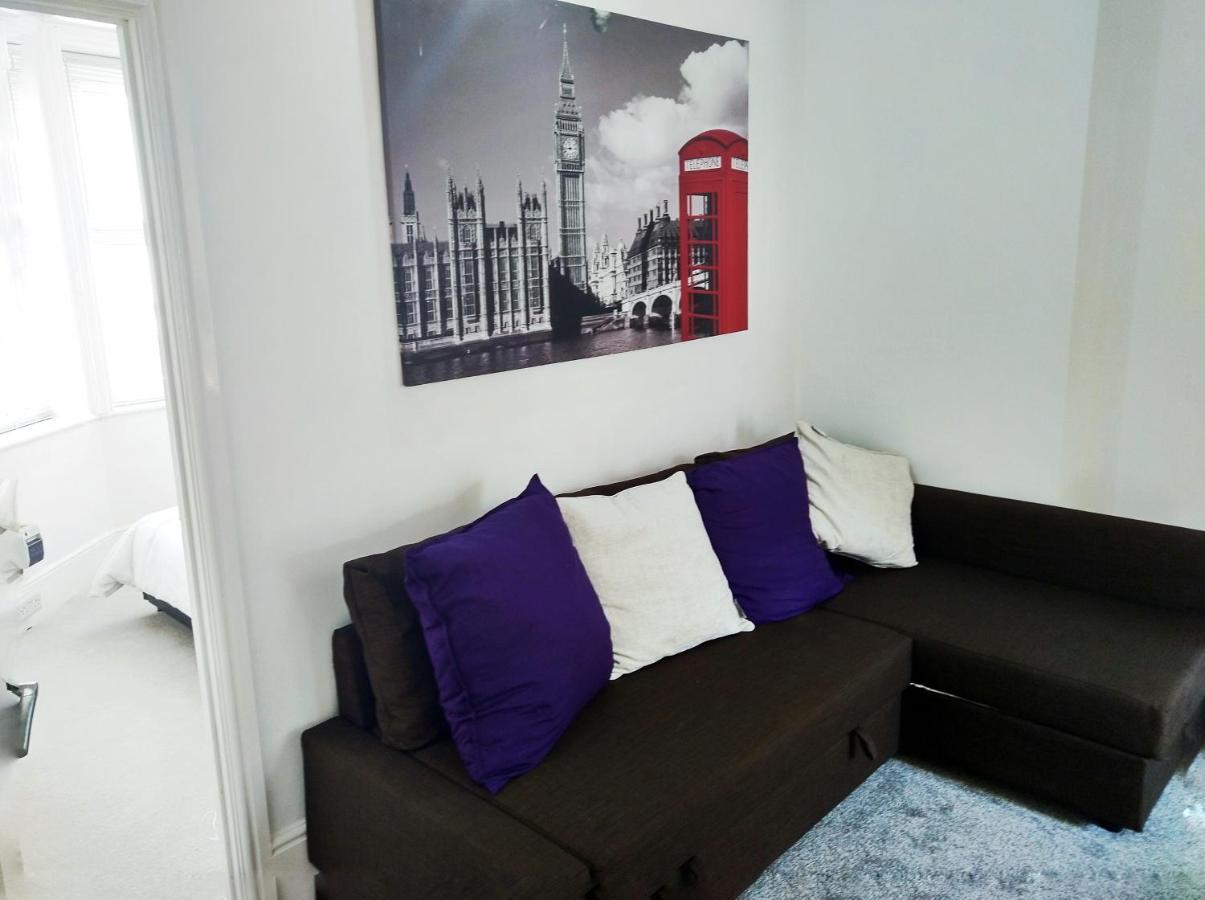 Entire Floor 2 Bedrooms On Westcliff Bournemouth Dış mekan fotoğraf